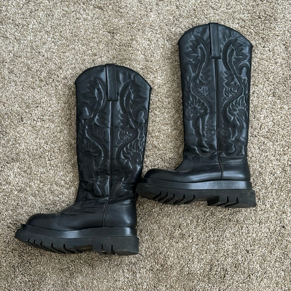 SOLD OUT Jeffrey Campbell platform cowboy boots